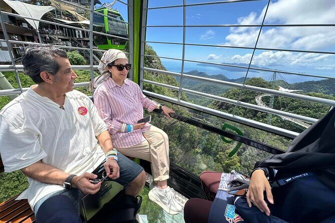 Sharing Langkawi Cruise Excursions With German Speaking Guide - Eagle Square (Dataran Lang)