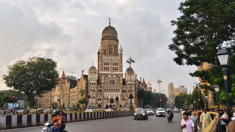 Sharing Tour: Book Mumbai Sightseeing - The Itinerary in Detail: What to Expect