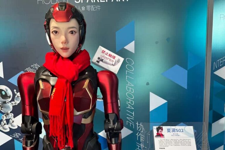 Shenzhen: High-Tech Tour at 6S Store & Electronic Market - Practical Details and Experience Tips