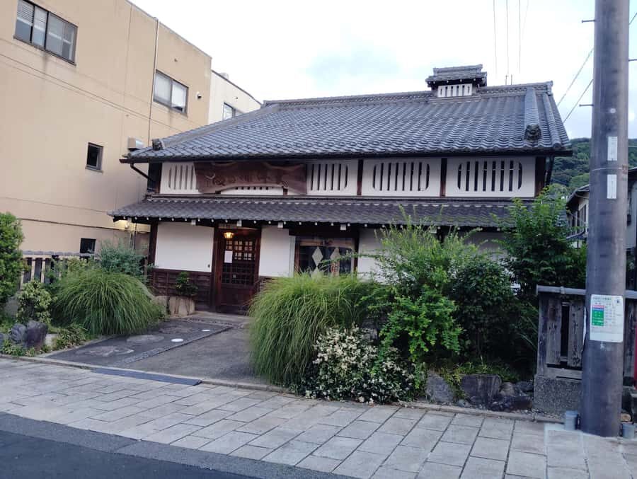 Shiga: Discover Otsu-e, Japans Hidden Edo Pop Art Tradition - The Guided Tour Experience: What to Expect