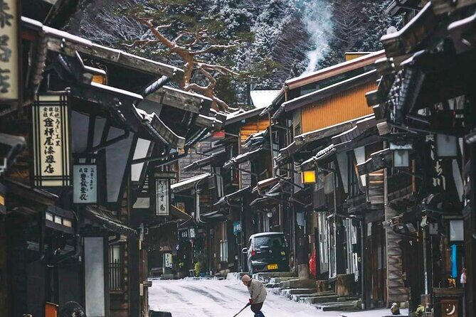 Shirakawa-go Gassho Village and Takayama Culture Day Trip - The Charm of Hida Furukawa Old Town
