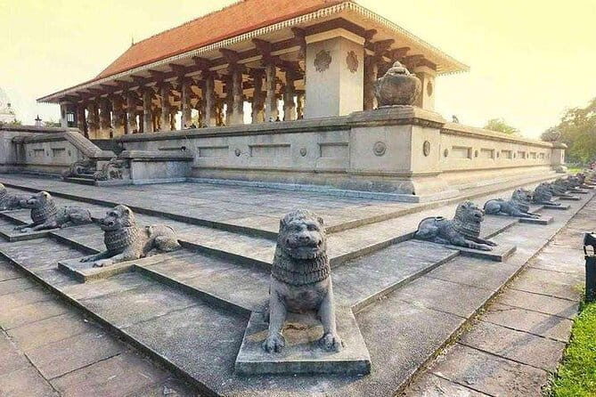 Shore Excursion to Colombo City Tour & Kelaniya Temple for 2 People - Price and Value: What Does $80 Really Get You?