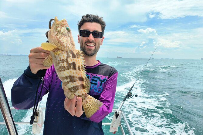 Short Fishing Trip Around Southern Islands of Singapore - Authentic and Family-Friendly