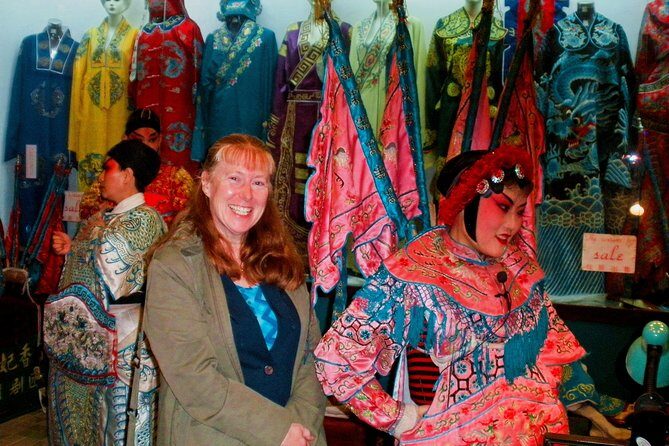 Sichuan Face Changing Opera With Door to Door Private Transfer - Who Would Love This Tour?