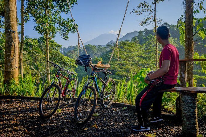 Sidemen Swing - Practical Tips for Your Visit