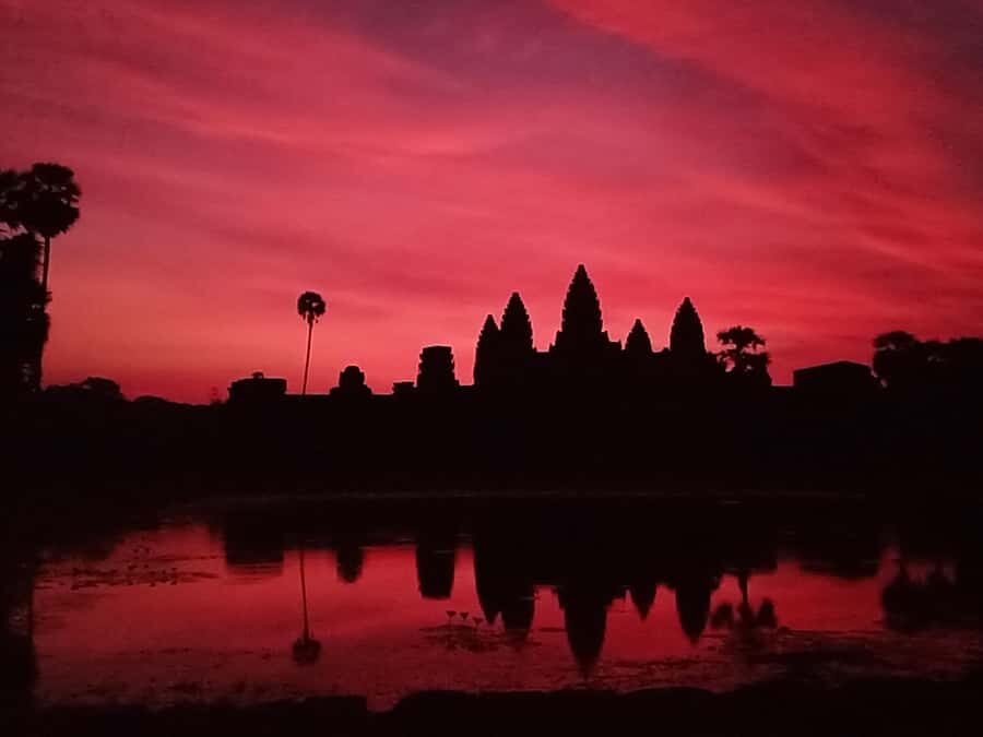 Siem Reap: 3-Day Angkor Wat, Temples, and Sunrise Tour - Transportation, Group Size, and Overall Value