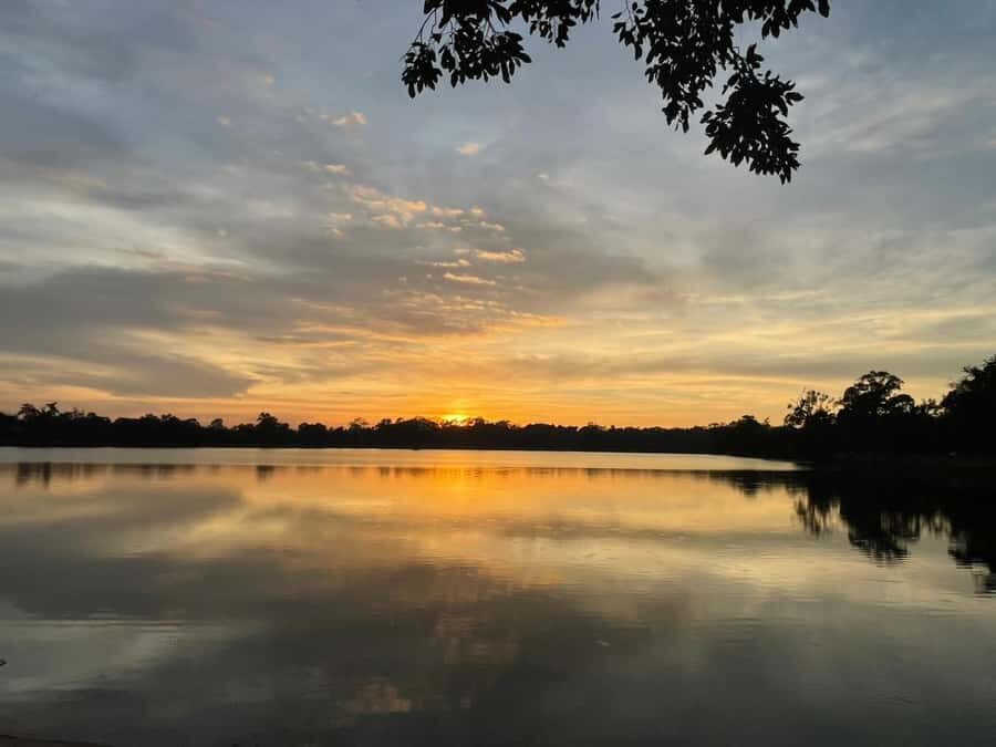 Siem Reap: Angkor Small Circuit & Srah Srang Sunset Tour - Transportation, Timing, and Group Size