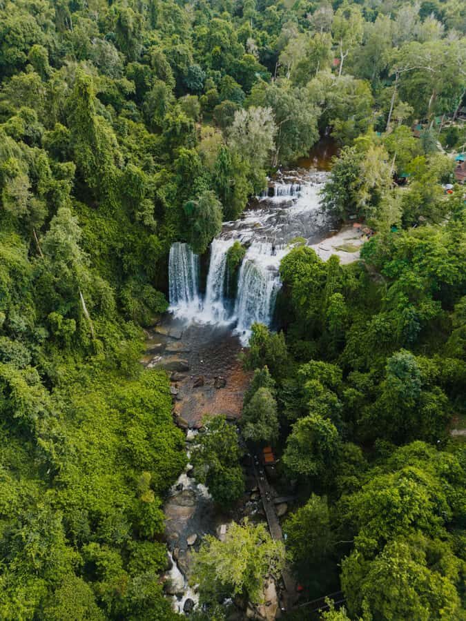 Siem Reap: Phnom Kulen Waterfall in English/Japanese Guide - Why This Tour Is a Winner for Many Travelers