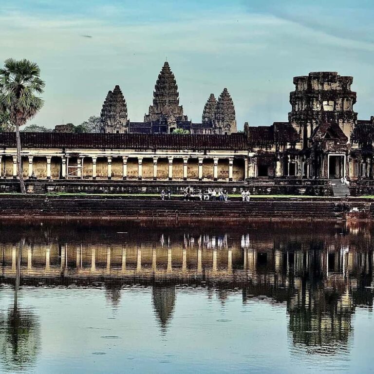 Siem Reap: Private Custom Angkor Wat Tour with Local Guide - Exploring the Flexible Itinerary