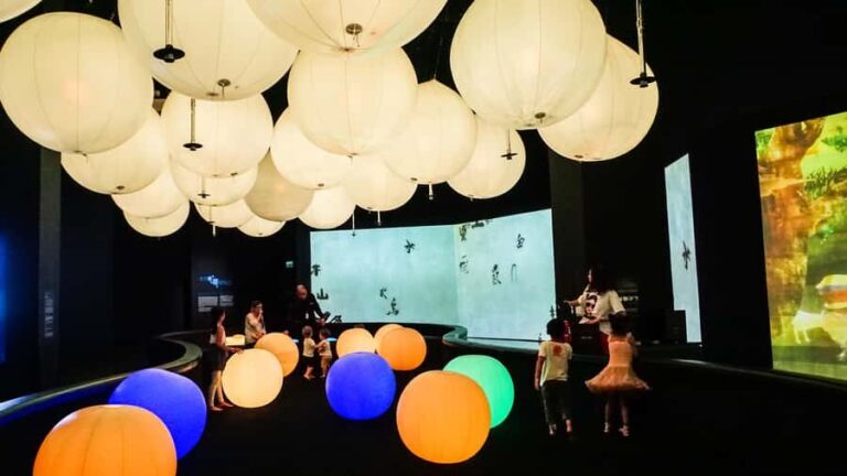Singapore: ArtScience Museum® teamLab Future World - Exploring Future World: The Digital Art Wonderland