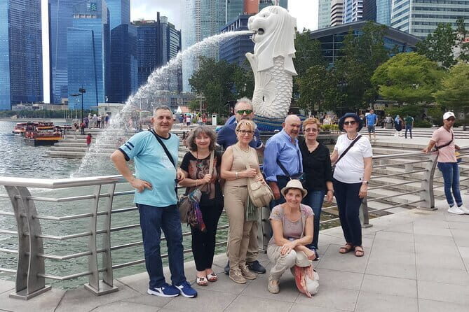 Singapore : Highlights and Hidden Gems Walking Tour With A Guide - FAQ