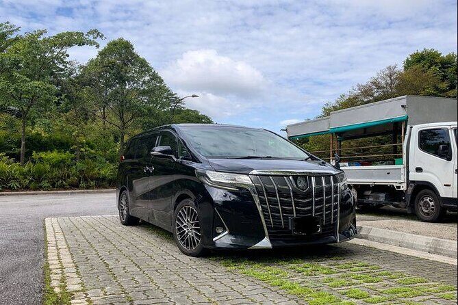 Singapore Private Airport Transfer & Hotel Departure/Arrival - Vehicle and Comfort