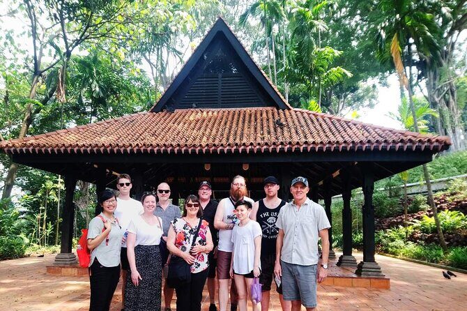 Singapore Walks Half Day Tour at Battlebox and Fort Canning Hill + Merchandise - What to Expect on the Tour
