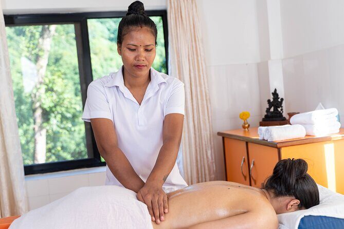 Singing Bowl Therapy + Full Body Massage at Ayurveda Health Home - Practical Details and Experience Quality