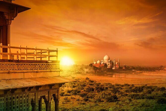 Skip the line-Taj Mahal Day Tour by Train - A Detailed Look at the Taj Mahal Day Tour by Train