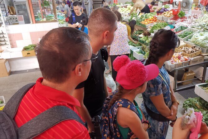 Small Group Chinatown Walking Tour with 6 Delicious Food Tastings - Who Will Enjoy This Tour?