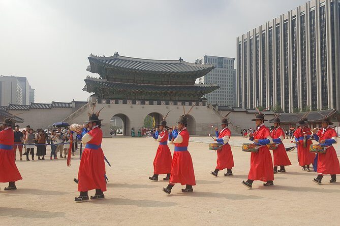 Small Group Tour: Seoul Tour by Subway Line 2 - Circular Line - The Practicalities: What to Expect