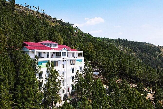 Snow Adventure in Shogran Thandiani Murree and Galyat from Lahore - What Reviewers Love Most