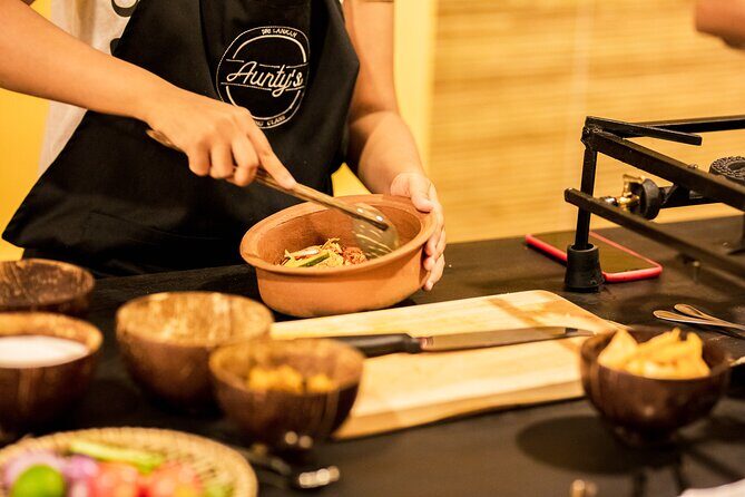 Sri Lankan Cooking Class from Colombo - Who Should Consider This Experience?