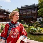 Step into Old Shanghai: Traditional Costume & Tea Experience - The Experience in Detail