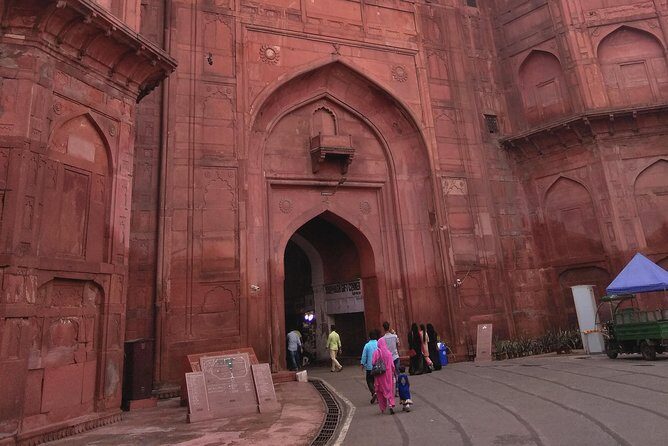 Stories related to Old Delhi and Red Fort walk!!!! - Who Would Love This Experience?