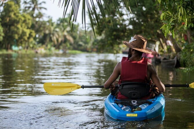 Sunset Kayaking in Hidden Alleppey Backwater Routes - Practical Considerations