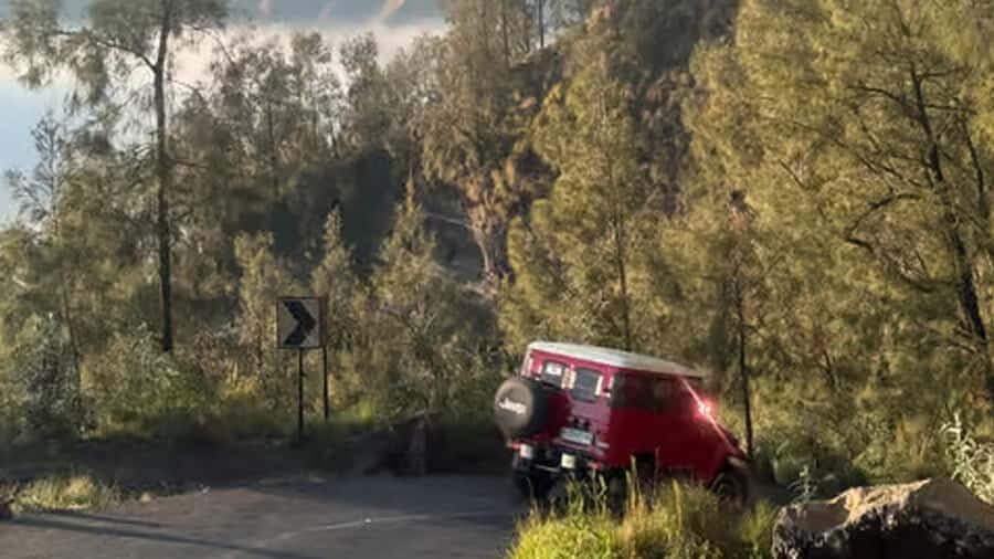 Surabaya: 5-Day Bromo, Batu, and Malang Tour - Madura & Suramadu Bridge: A Cultural & Scenic Stop