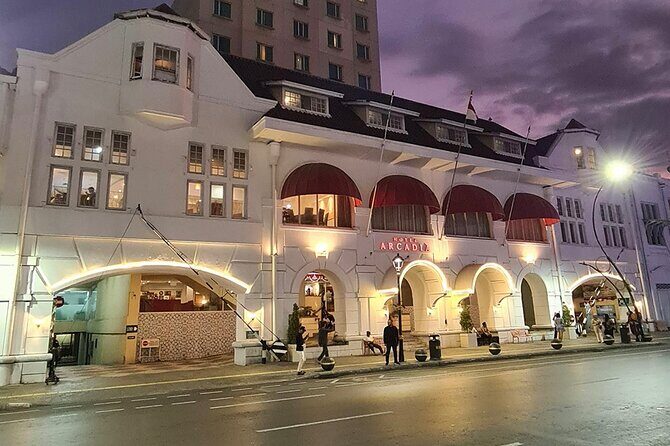 Surabaya City Tour Old Town Jeep Ride and Iconic Sites - Authentic Insights from Reviewers