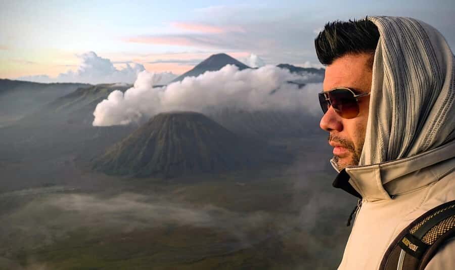 Surabaya or Malang: Mount Bromo Sunrise with good tour guide - Practical Details and Tips
