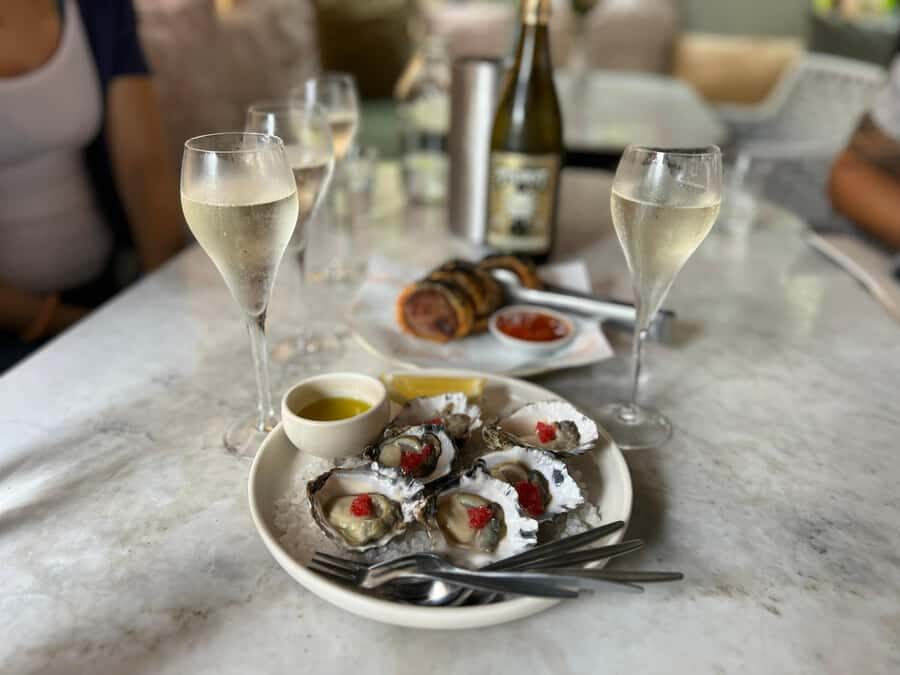 Sydney: Food Tour in Surry Hills with 8 Local Food Tastings - Why This Tour Works Well