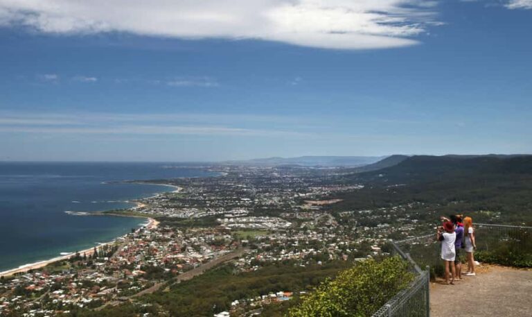 Sydney: Wollongong, Macquarie Pass, and Waterfalls Tour - What Makes This Tour Stand Out