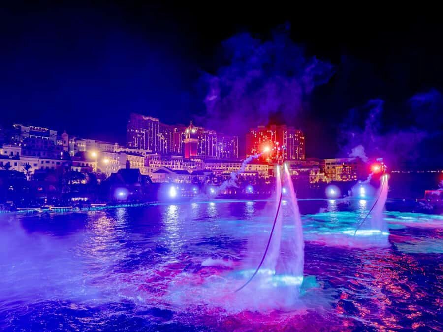 Symphony of the sea show with snack on the beach - The Beachfront Experience