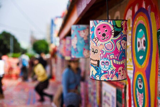 Taichung City Landmarks and Gaomei Wetlands Day Tour from Taipei - FAQ