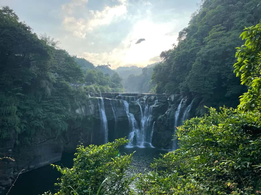 Taipei: Jiufen, Shifen Sky Lanterns & Keelung Nightmarket - Practical Insights and Tips