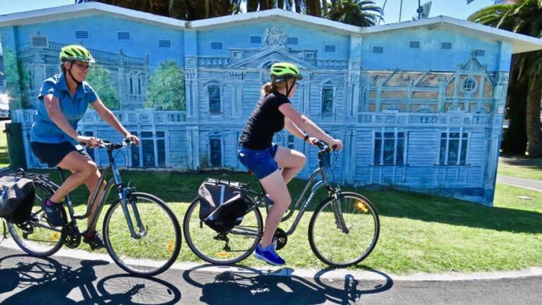 Tairwhiti Gisborne: Guided City Bike Tour - Who Should Consider This Tour?