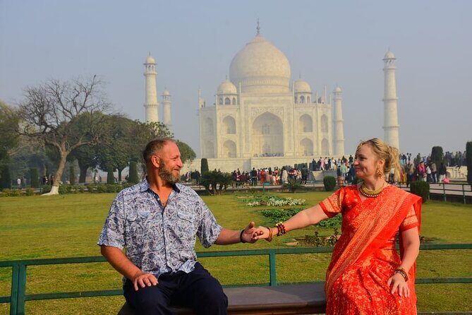 Taj Mahal and Agra Private Day Car Tour from Delhi with 5* Meal - Second Stop: Agra Fort