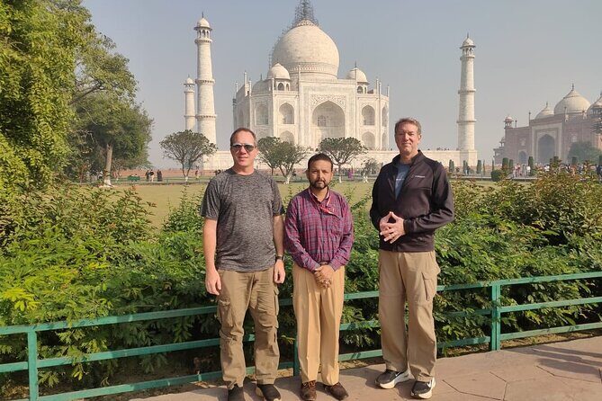 Taj Mahal Private Tour from Agra - Who Might Want More?