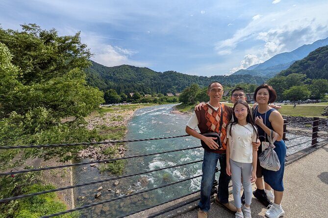 Takayama & Shirakawa-go Private Tour  Guide & Car from Nagoya - Why Choose a Private Guided Tour?