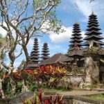 Taman Ayun and Tanah Lot Temple Tour - Visiting Taman Ayun: A Garden of History and Playful Monkeys