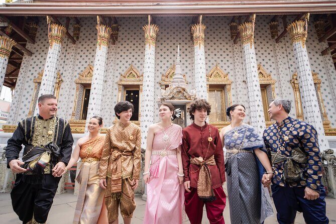 Thai Costume Photography at Wat Arun/Pho Temple: Bangkok - Who Will Love This Experience?