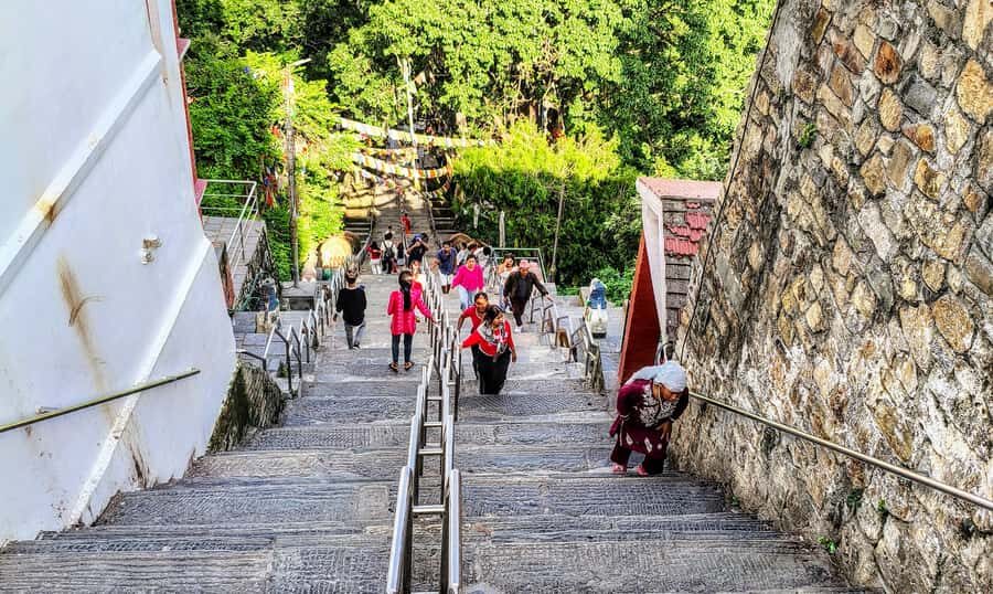 Thamel and Swayambhunath (Monkey Temple) Walking Tour - Starting Point and First Impressions