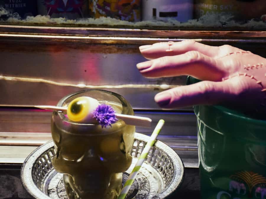 The Spirit Bangkok: The Cemetery and Museum of Death. - The Itinerary in Detail