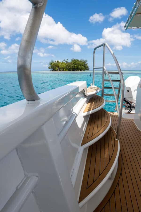 The Vanilla tour of Taha'a in a comfy outrigger canoe - Why This Tour Matters