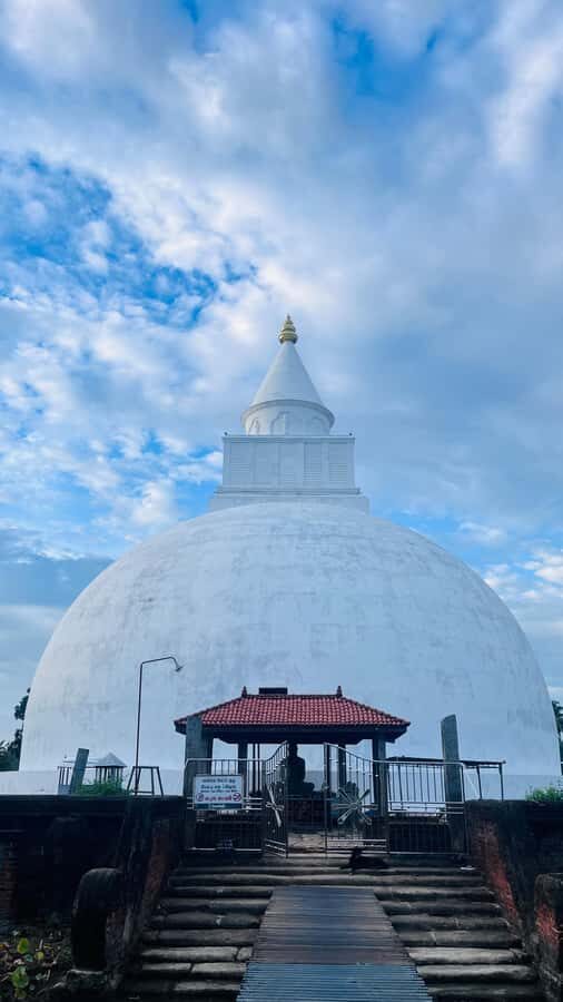 Tissamaharama: private Tuk Tuk Tour & Kataragama Temple - The Practicalities: What You Need to Know