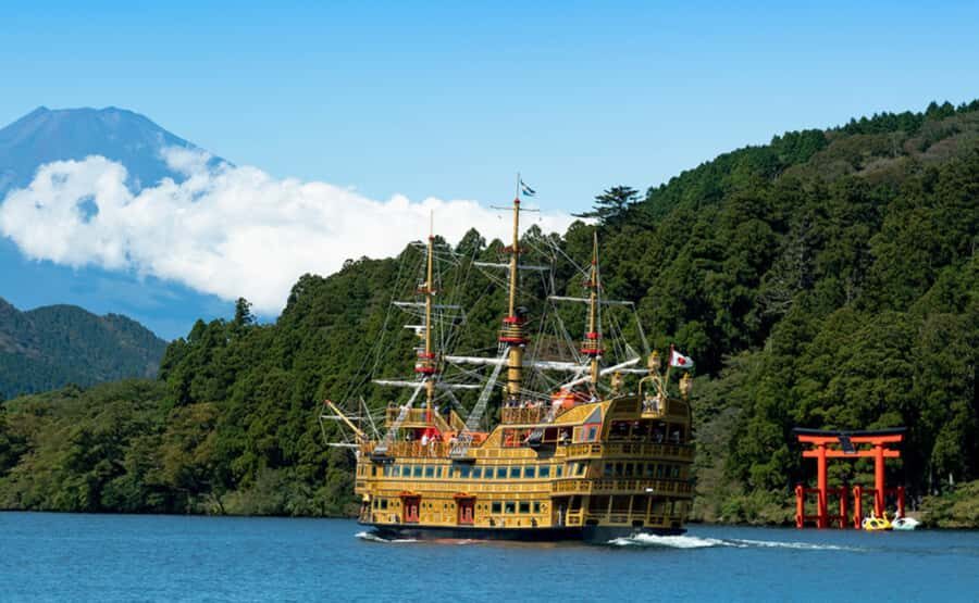 Tokyo: Hakone Day Tour With Teahouse Hearth, Cruise, Volcano - Who Will Love This Tour?