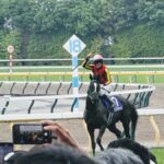Tokyo: Horse Racing Experience with Local Fan - What Makes This Experience Special?