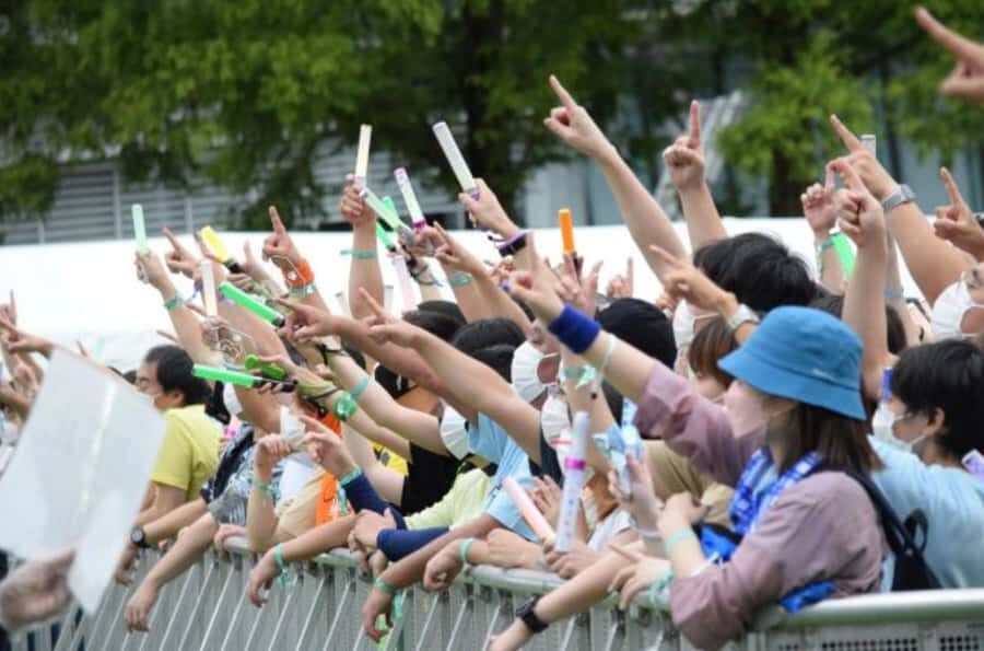 Tokyo Idol Live Experience with Local English Guide - Authenticity and Cultural Significance