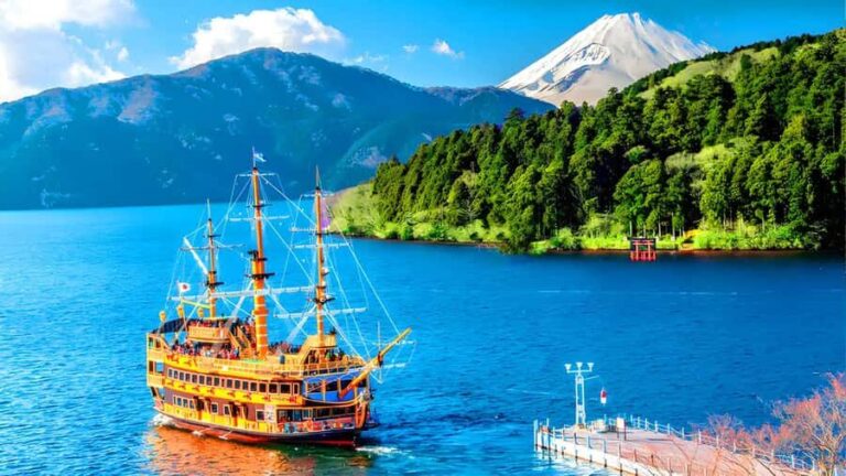 Tokyo Mt. Fuji & Hakone,Lake Ashi FREE Pirate Ship+Cable Car - Visiting Hakone Shrine and the Famous Floating Torii