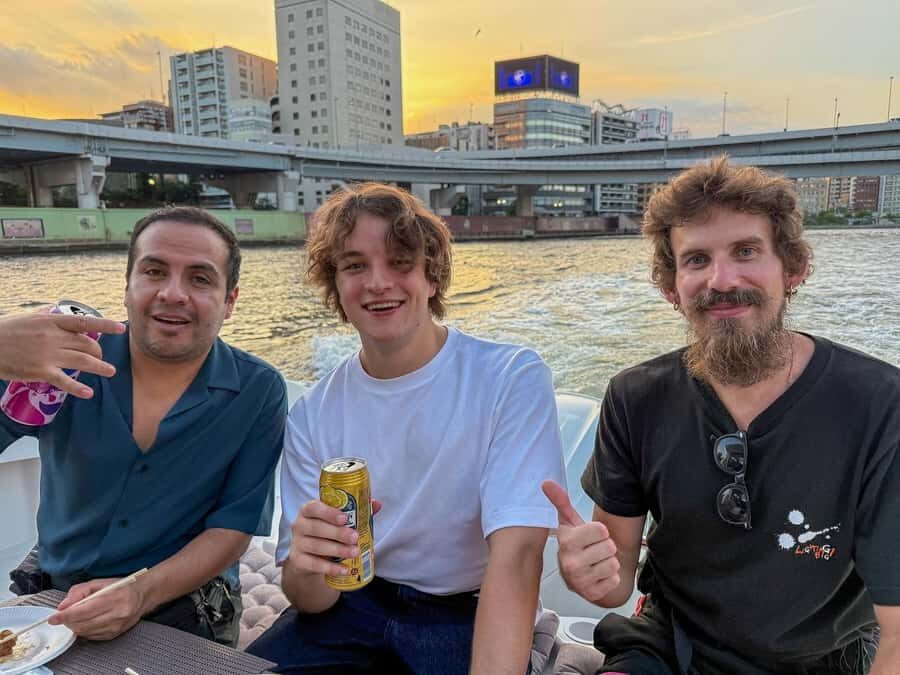 Tokyo: Private Night Cruise with Food and Drinks - Exploring the Itinerary: What’s Included and Why It Matters