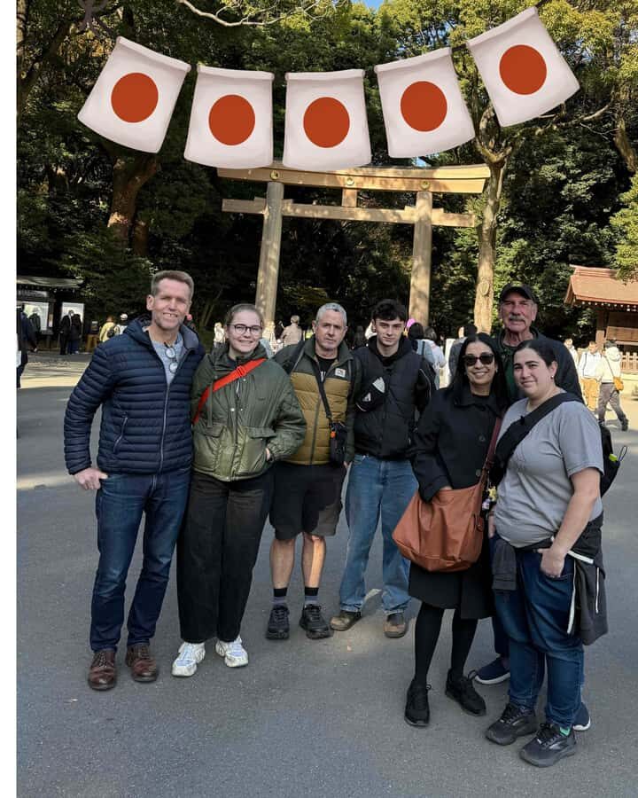 Tokyo: Shibuya, Cat Street, Harajuku & Meiji Walking Tour - Shibuya Crossing: A Pulse of Modern Tokyo